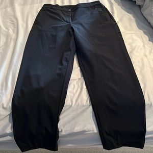 Chico’s women’s Zenergy black activewear size 8 (Chicos size 1)